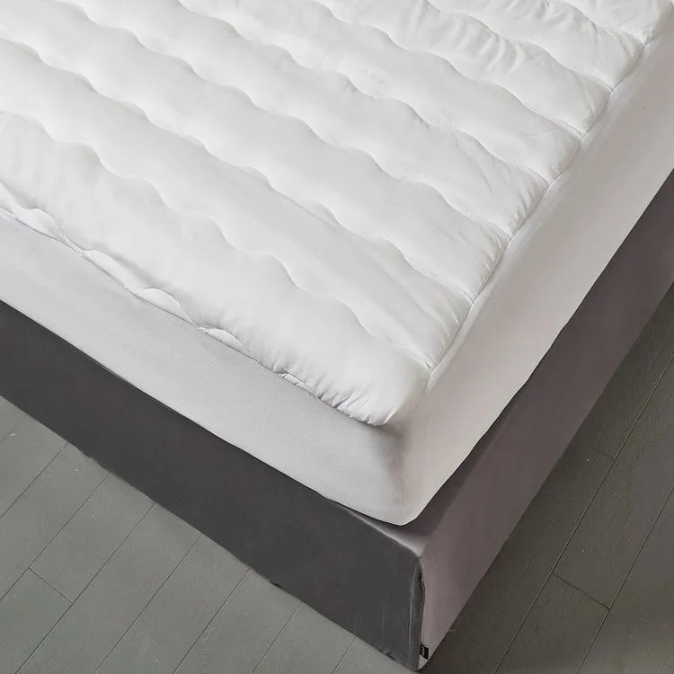 Pet Agree Polyester-Filled Waterproof King Mattress Pad